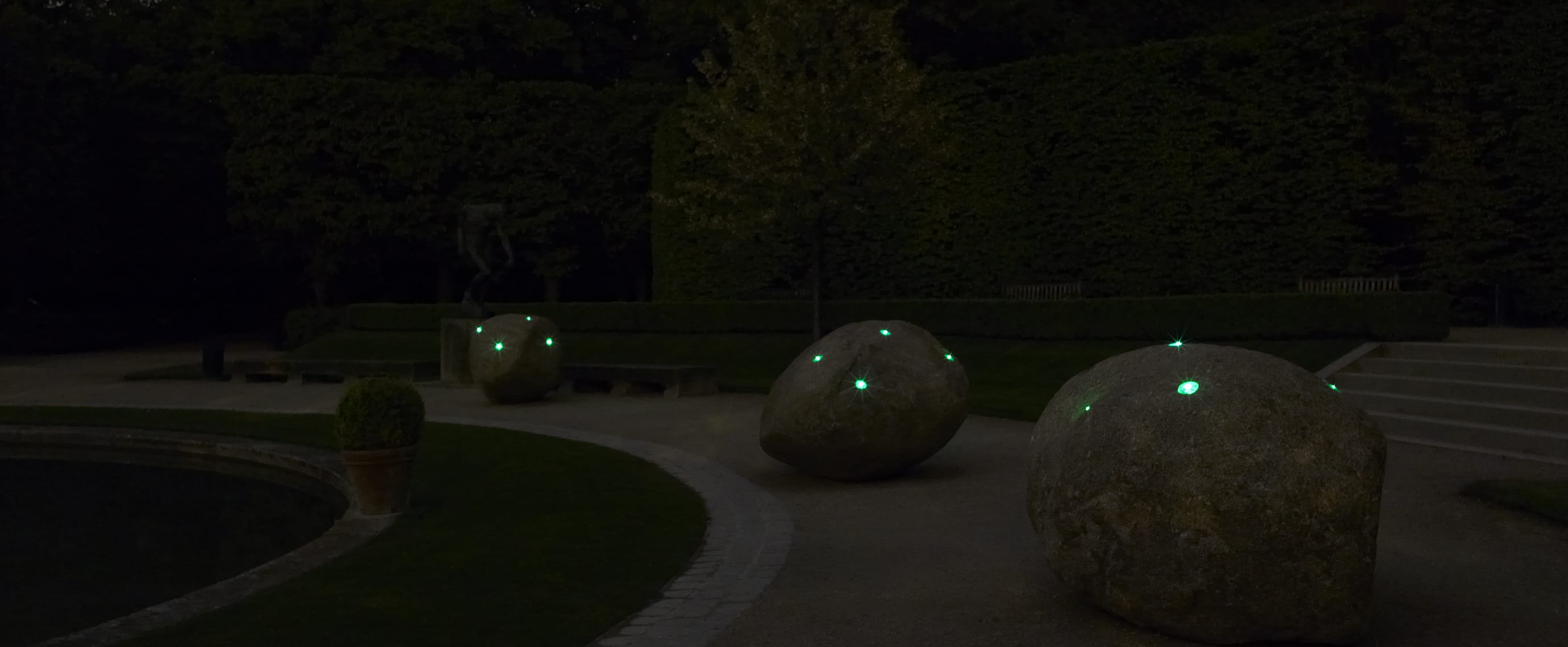 Illumination LED jardin du Musée Rodin balise solaire ECO-84 Eco-Innov