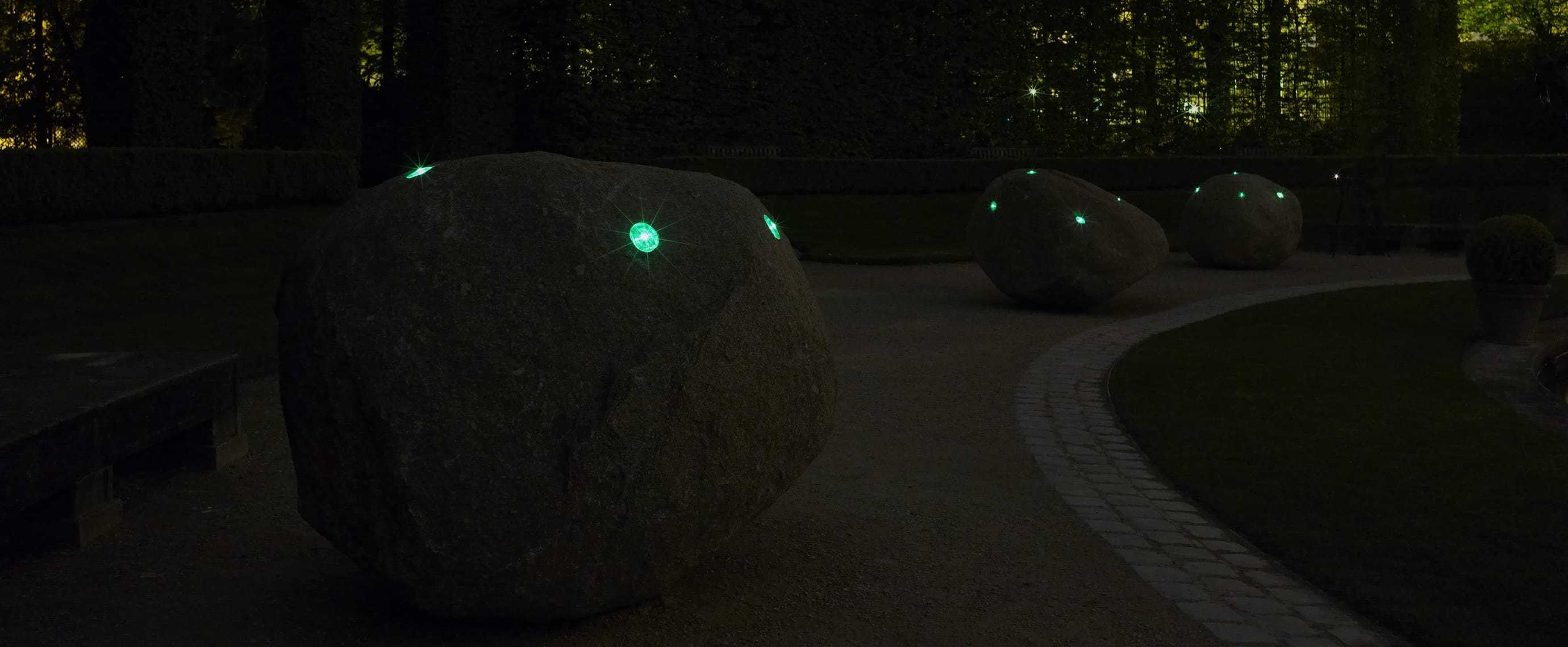 Illumination LED jardin du Musée Rodin balise solaire ECO-84 Eco-Innov