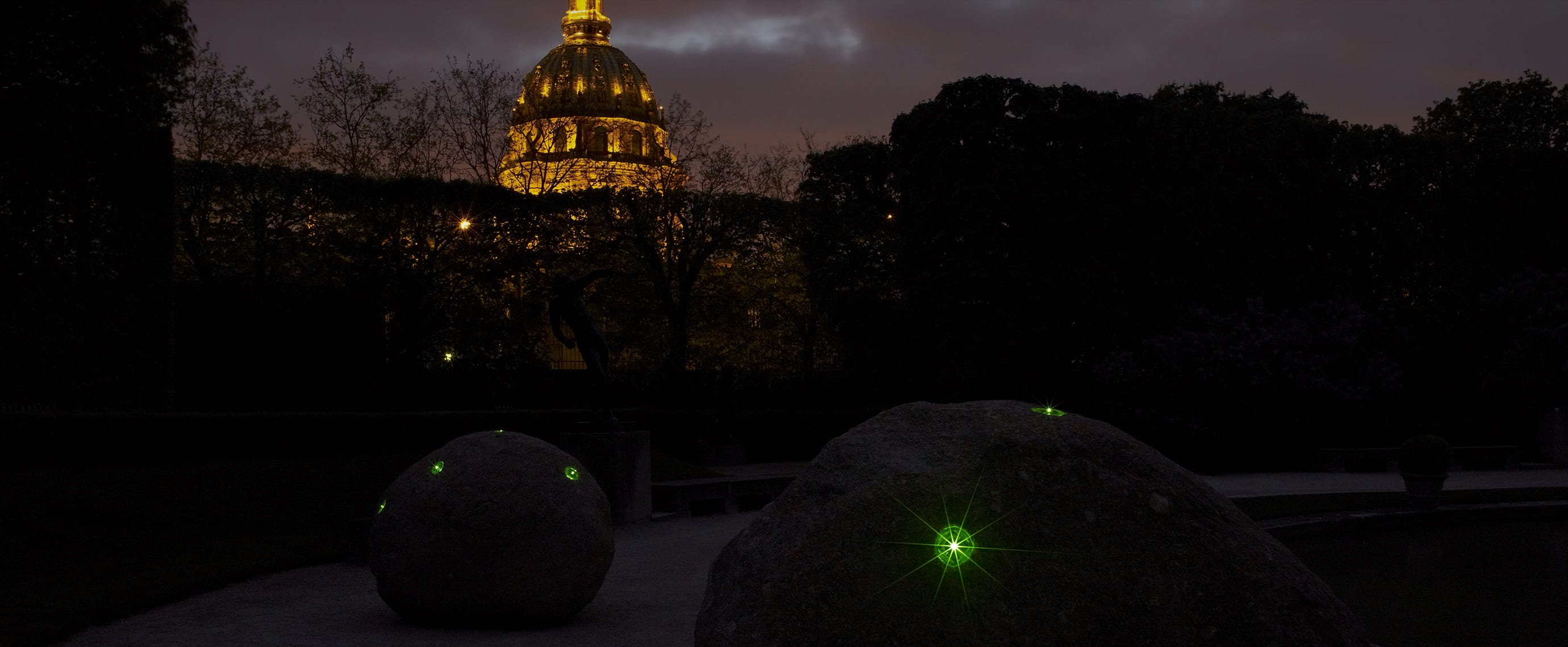 Illumination LED jardin du Musée Rodin balise solaire ECO-84 Eco-Innov