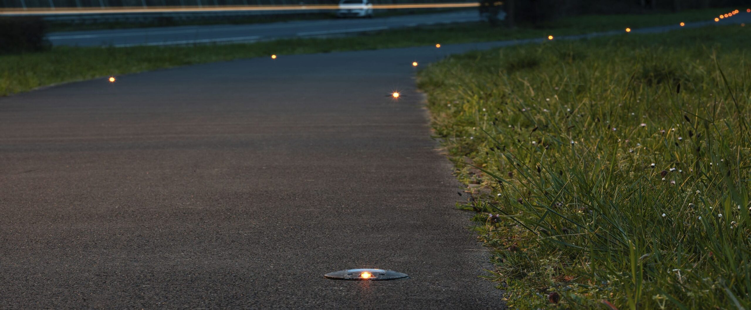 Balisage LED d'une piste cyclable : La Vélodyssée - ECO-143 Eco-Innov