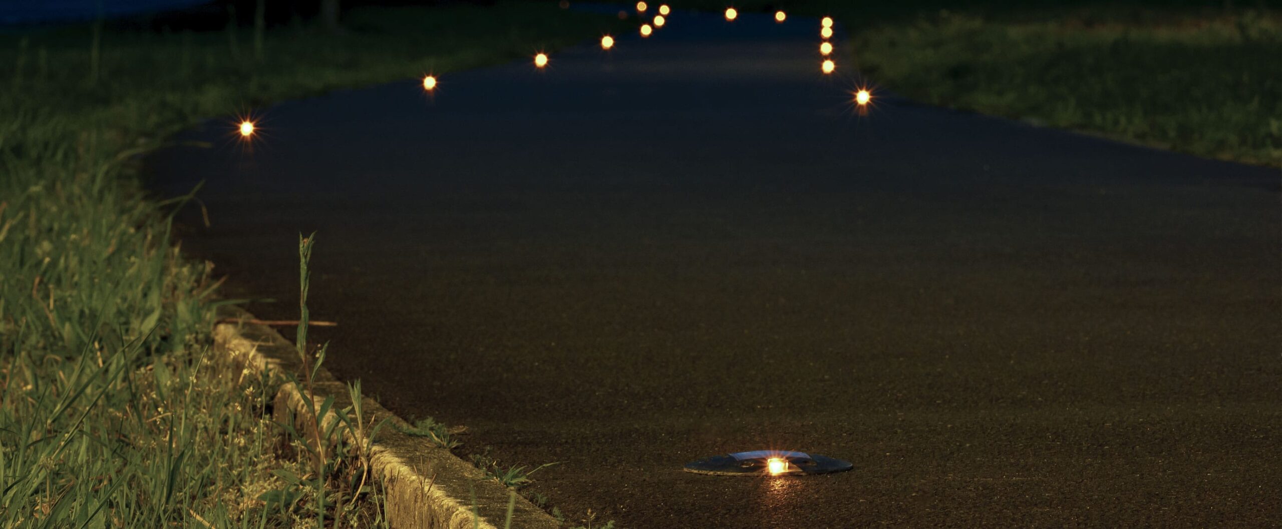 Balisage LED d'une piste cyclable : La Vélodyssée - ECO-143 Eco-Innov