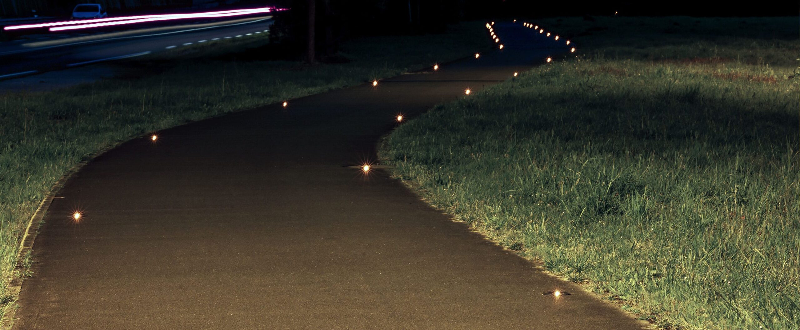 Balisage LED d'une piste cyclable : La Vélodyssée - ECO-143 Eco-Innov