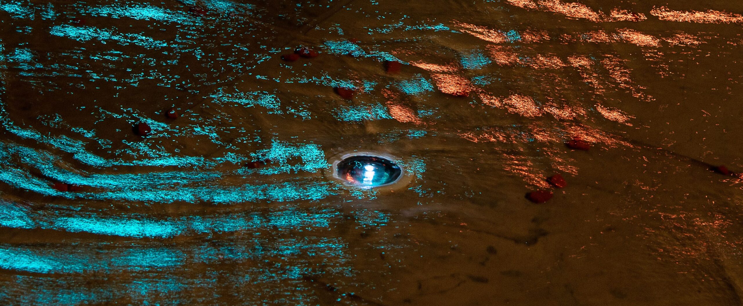 Illumination d'un bassin, balisage solaire décoratif - ECO-57 Eco-Innov