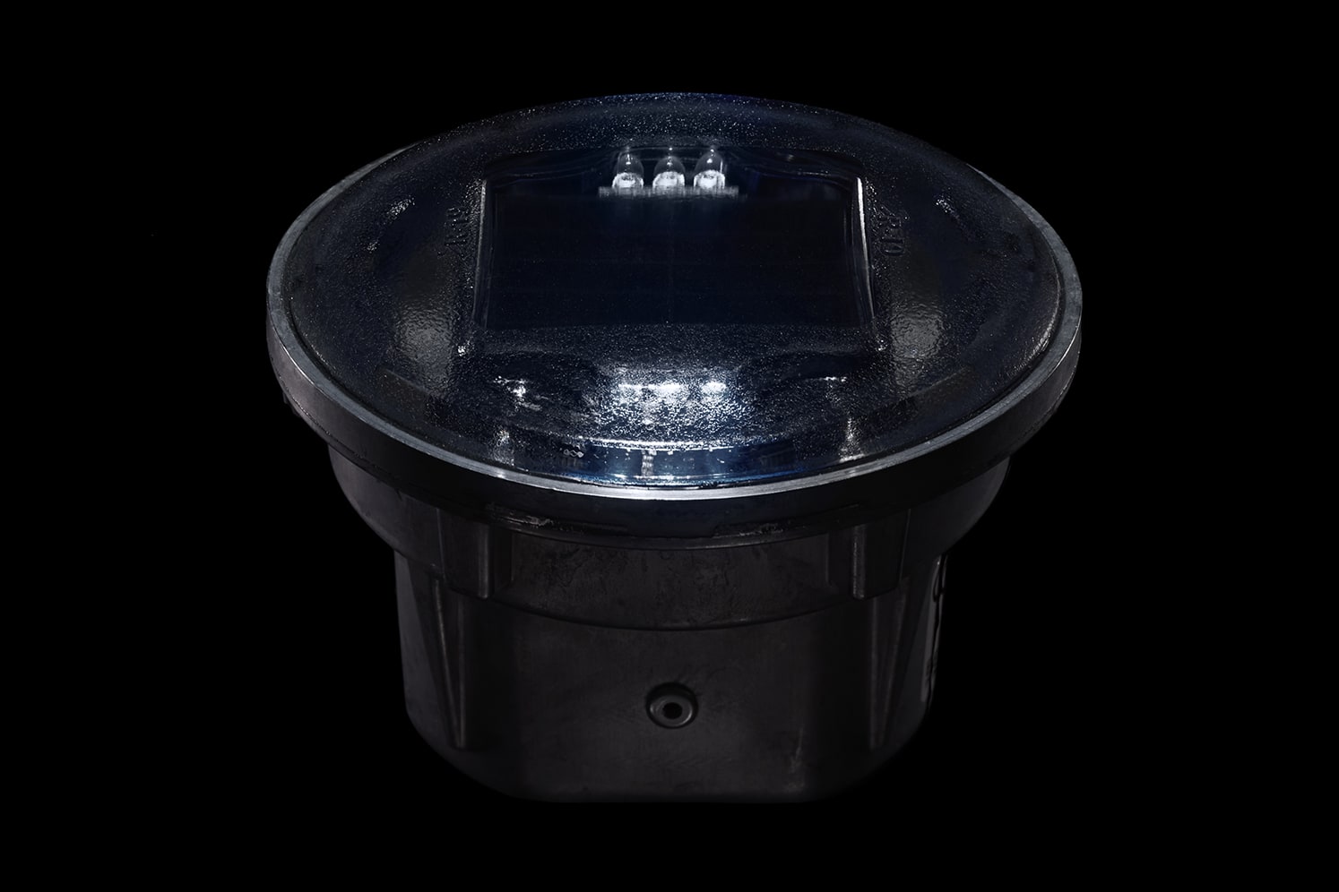 Solar illuminated marking for pedestrian and cycling areas - ECO-124 LED 6500K