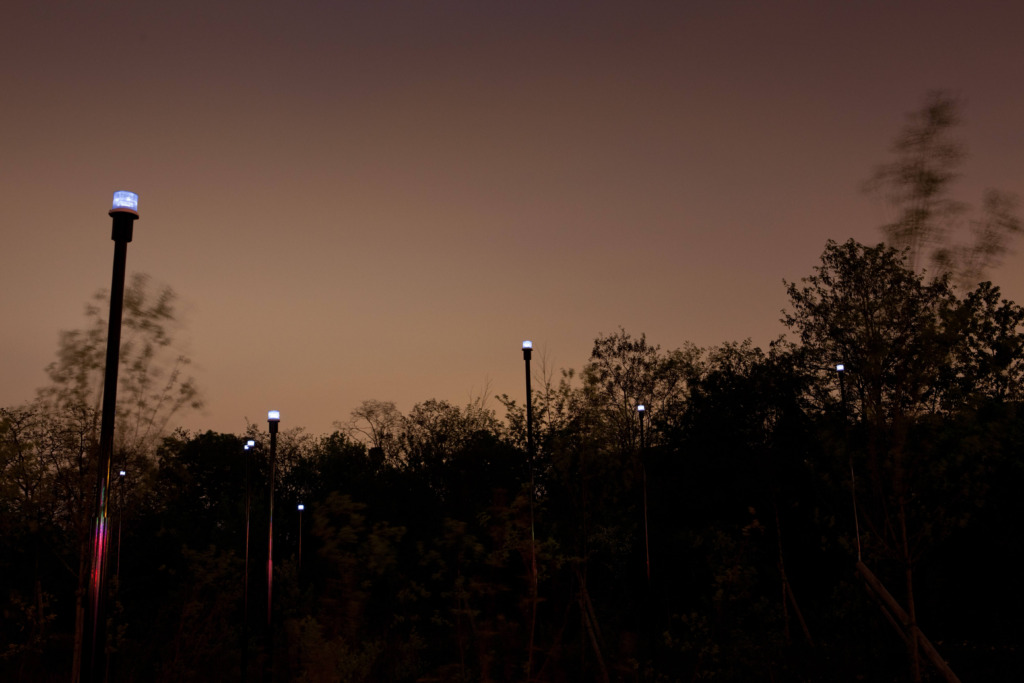 Balise décorative sur mât – ZAC Neuville Université